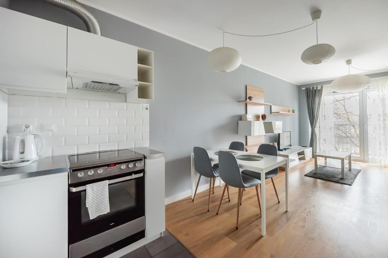 Metro Mlynow Silver Apartment Warsaw Luaran gambar