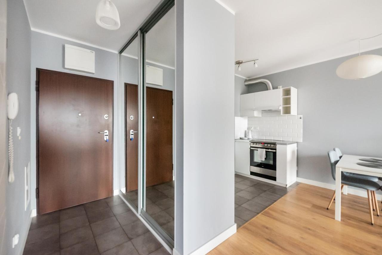 Metro Mlynow Silver Apartment Warsaw Luaran gambar