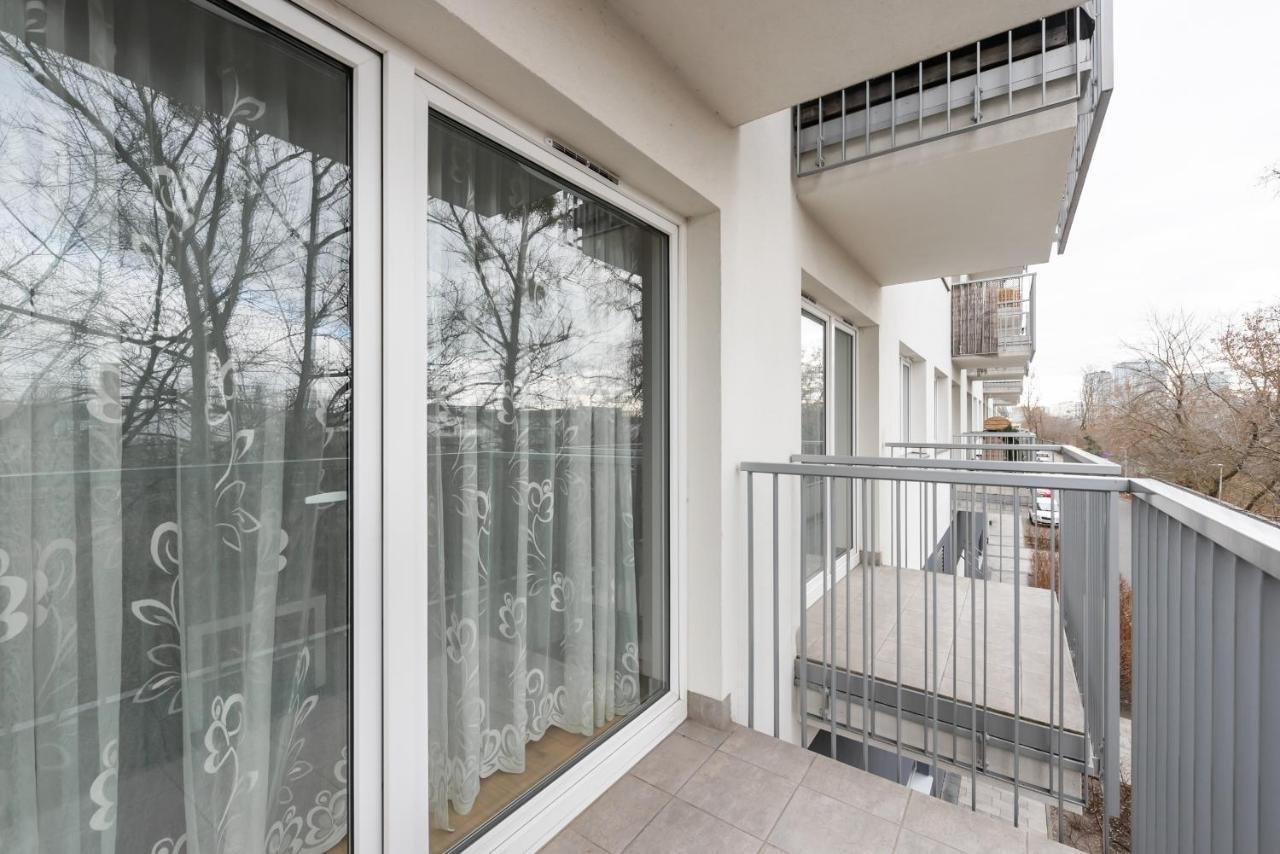 Metro Mlynow Silver Apartment Warsaw Luaran gambar